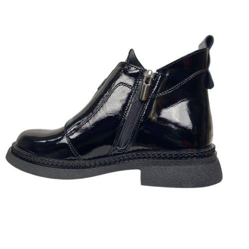 Черевики жіночі шкіряні BLESSO 2508 лак чорні байка