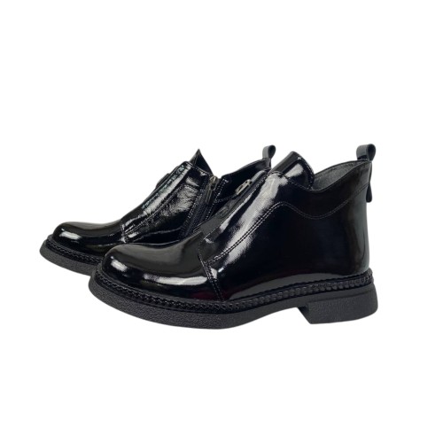 Черевики жіночі шкіряні BLESSO 2508 лак чорні байка