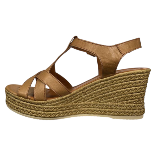 Жіночі шкіряні босоніжки PANDORA 712 27 коричневі