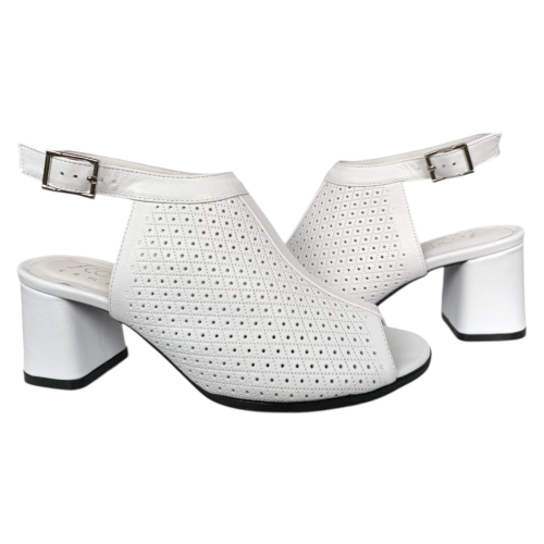 Босоножки Женские кожаные SCORPION 4105/36 белые