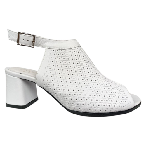 Босоножки Женские кожаные SCORPION 4105/36 белые