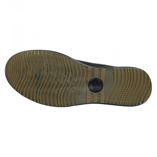 Лоферы мужские кожаные AVA 53 01 черные перфорация