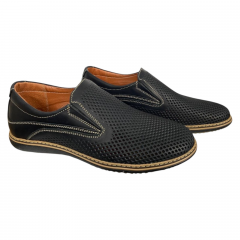 Лоферы мужские кожаные AVA 53 01 черные перфорация